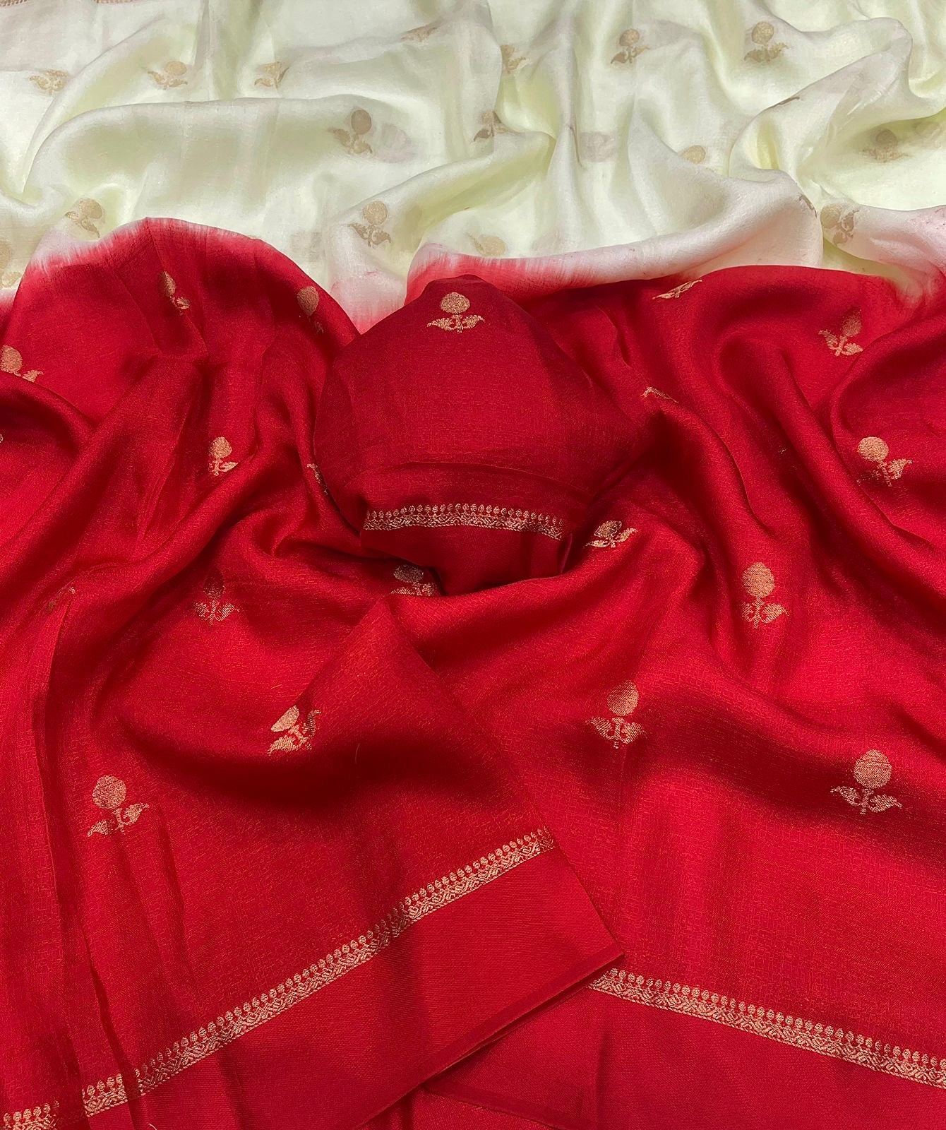 OFF WHITE & RED SHADED VISCOSE KHADI SILK SAREE WITH JACQUARD DESIGN