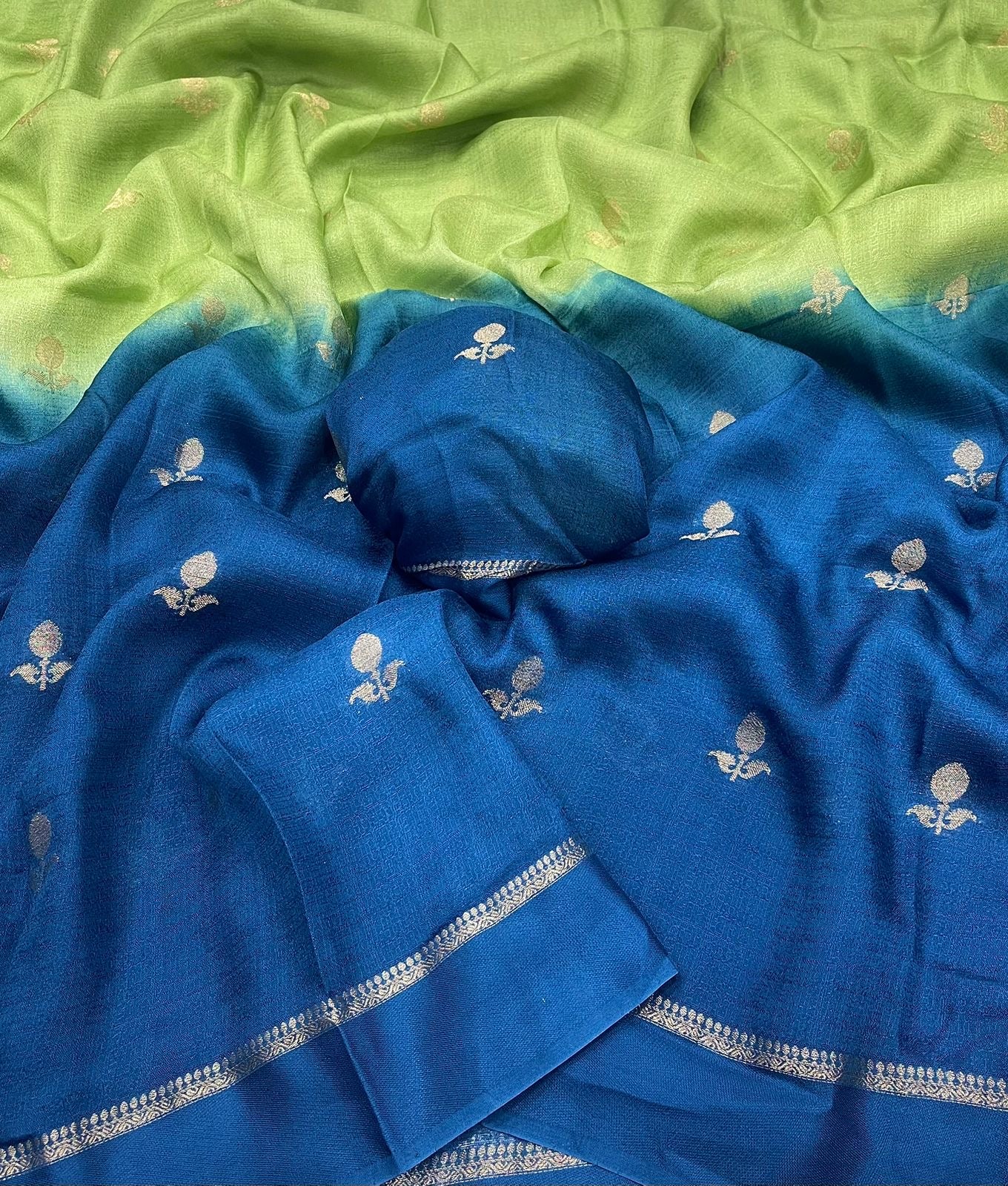 GREEN & BLUE SHADED VISCOSE KHADI SILK SAREE WITH JACQUARD DESIGN