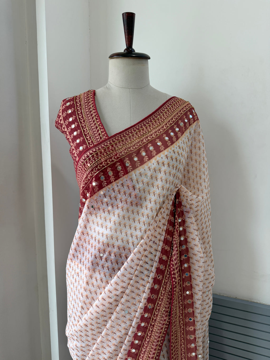 SOFT FOX GORGETTE DIGITAL PRINT SAREE WITH CUTDANA AND REAL MIRROR WORK