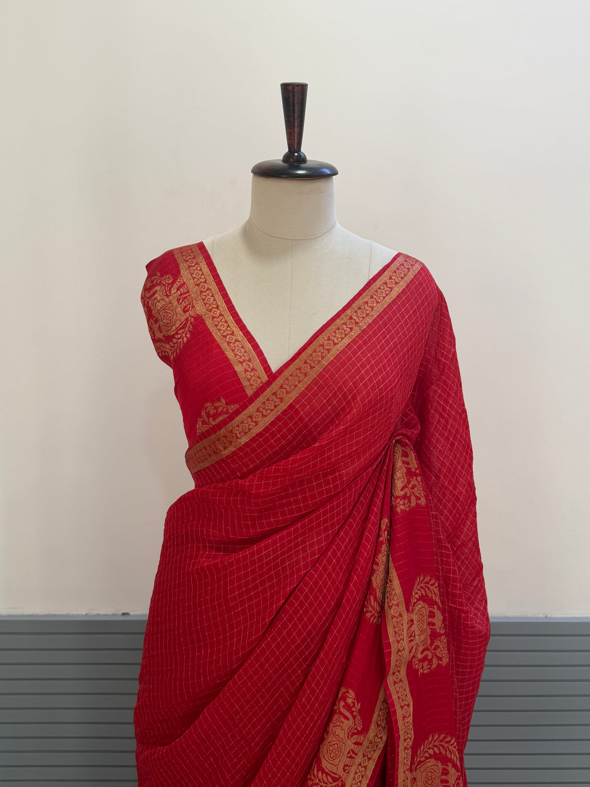 RED VISCOSE CHINON WEAVING SAREE
