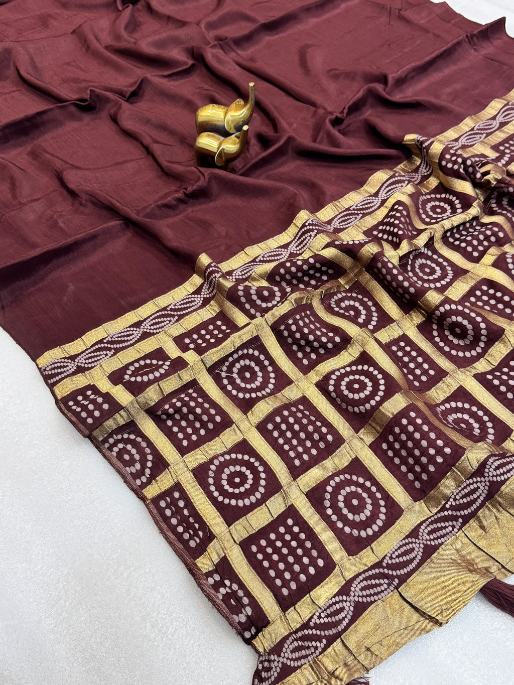 BROWN MYSORE SILK SAREE WITH BANDHANI PALLU