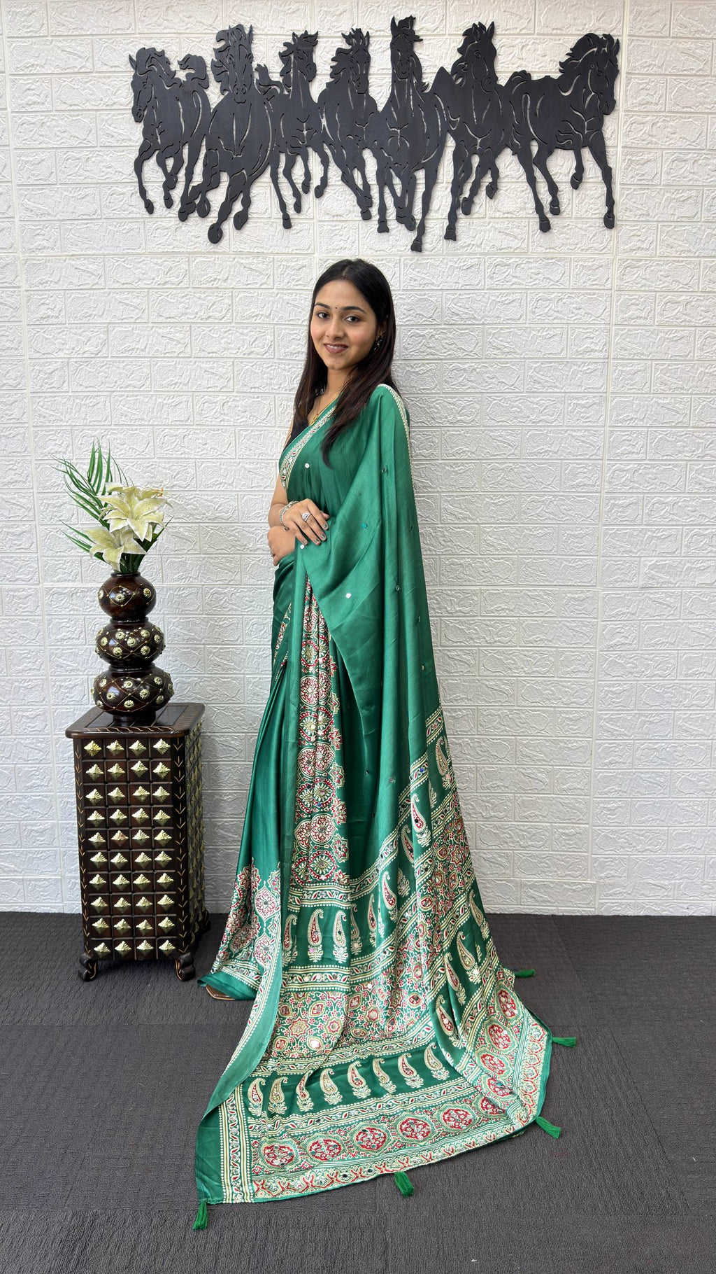 BOTTLE GREEN AJRAKH GAJI SILK SAREE