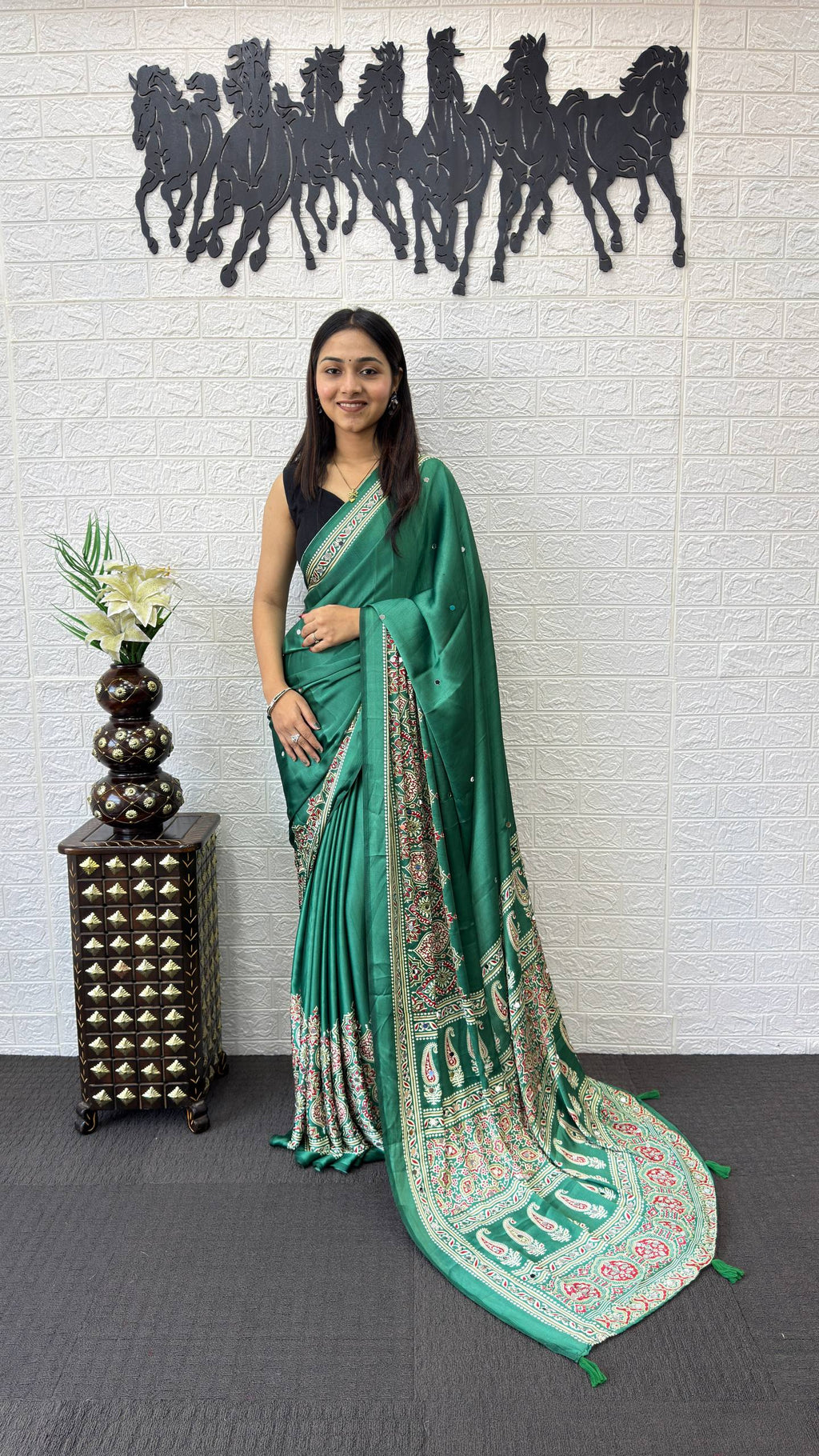 BOTTLE GREEN AJRAKH GAJI SILK SAREE