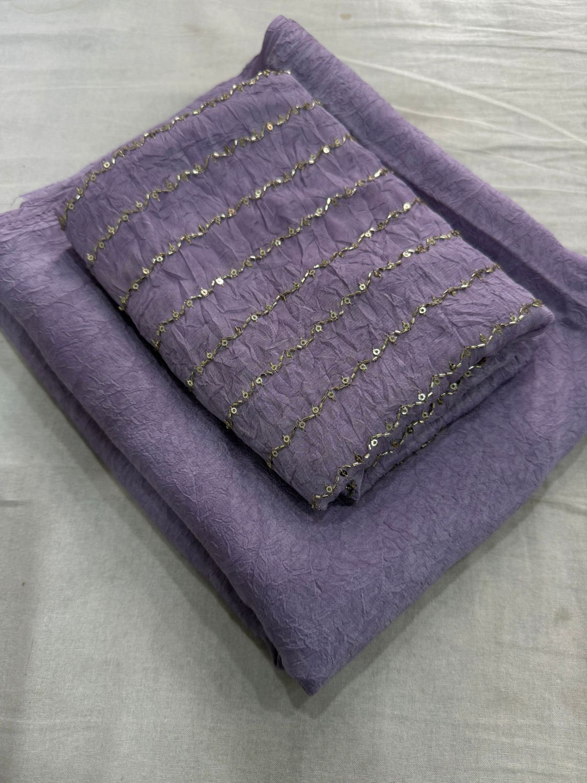 Lavander Rangoli Crush Saree With Sequence Bits Blouse
