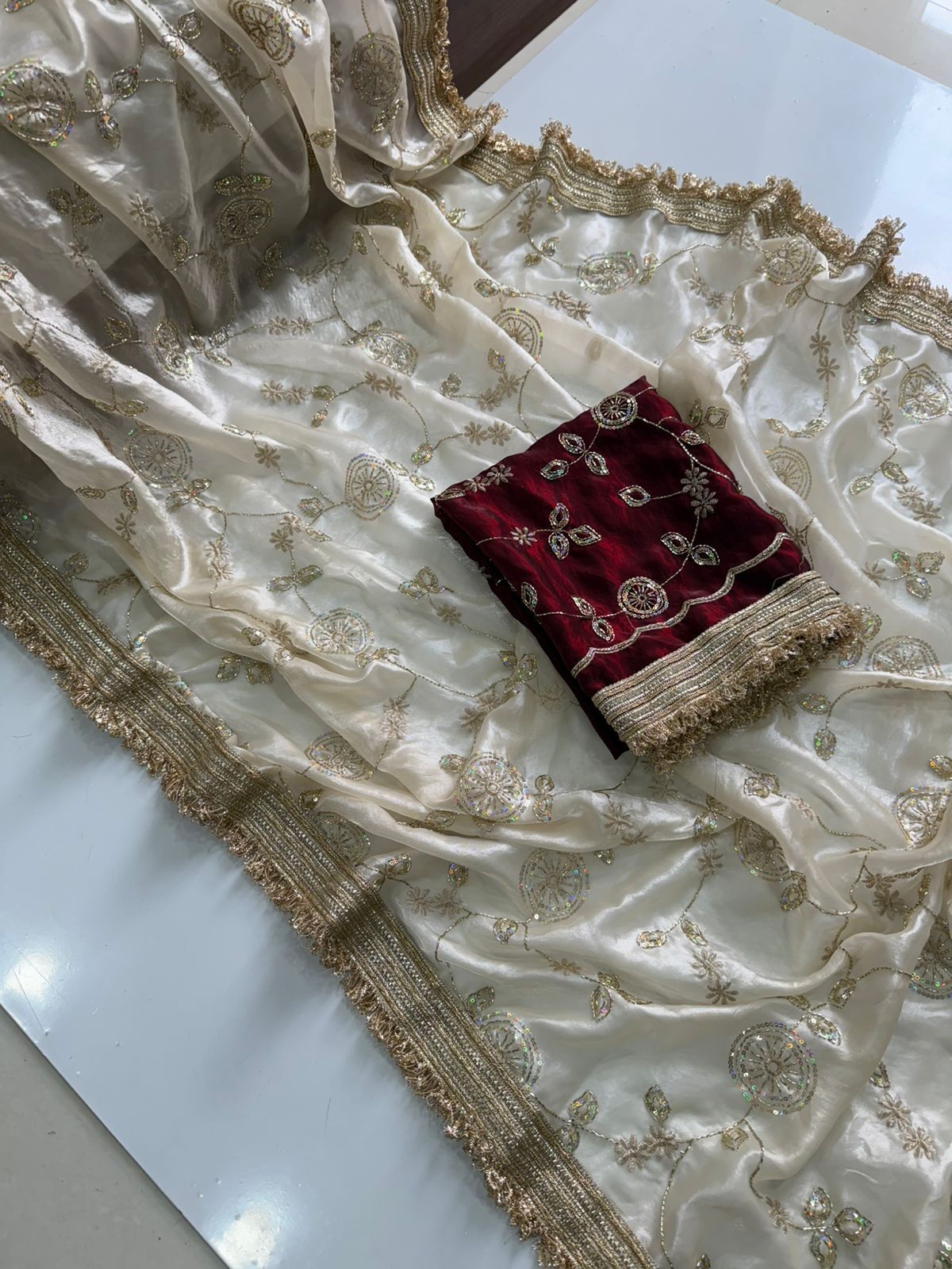 Off-White Space Silk Saree with Bits Sequence Work & Contrast Blouse