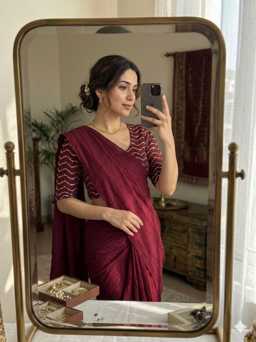 Maroon Rangoli Crush Saree With Sequence Bits Blouse